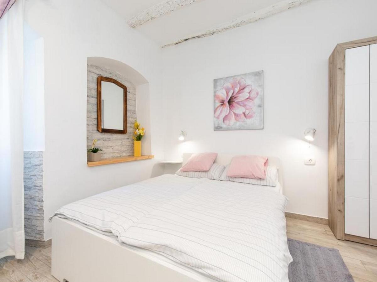 Studio Apartment Sisi Οπατία Εξωτερικό φωτογραφία